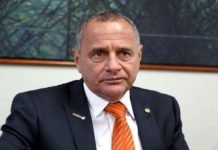 Lei para desburocratizar compra e venda de veículos