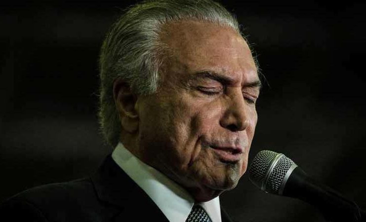 Temer: ‘Governo com apoio do Congresso, não da população’.