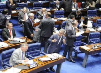 Senado acaba com privilégio de 30 mil ‘autoridades’