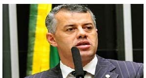 Reformas: Congresso poderá não entrar em recesso em julho