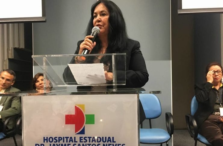Senadora Rose e hospital Jayme Santos Neves oficializam repasse de R$ 11,5 milhões