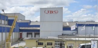 JBS deve R$ 2,39 bilhões a Previdência