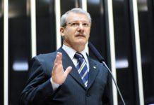 Independência do governo e voto contra Previdência