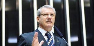 Independência do governo e voto contra Previdência