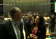 Deputado deixa o PV e vai para o DEM pelas mãos de Ferraço