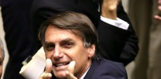 Bolsonaro diz que reforma da Previdência de Temer não passa no Congresso