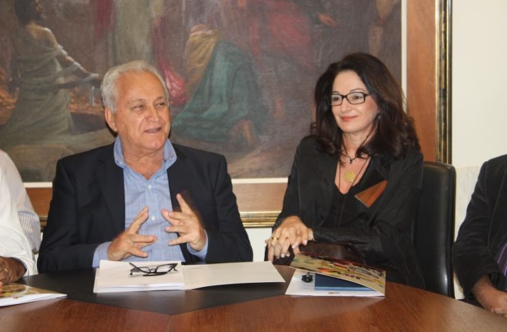 Deputada federal admite que pode disputar vaga em Assembléia Legislativa