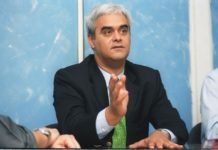 O vice preferido de Hartung, diplomata Zé Carlinhos