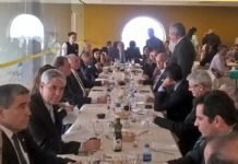 Sucessão capixaba regada a moqueca e torta em Brasília