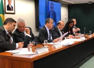 Deputados vão à PGR pedir duplicação ou cancelamento do contrato com a ECO 01