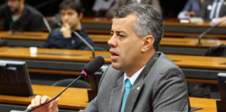 ”Janela partidária” de março vai permitir definir cenário de 2018