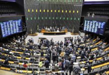 Deputados defendem entrada de estados e municípios na previdência