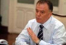 Casagrande compartilha viagem a China pelo Whasapp