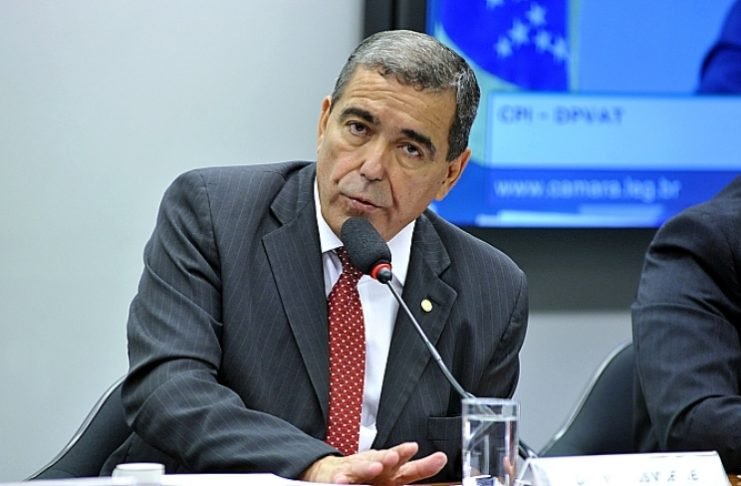 Vagas ao Senado (2) despertam interesse dos partidos. PP terá nome