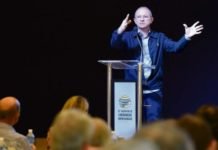 Hartung muda postura e passa a apoiar governo Temer