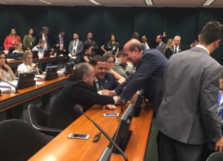 Câmara cria profissão de leiloeiro público