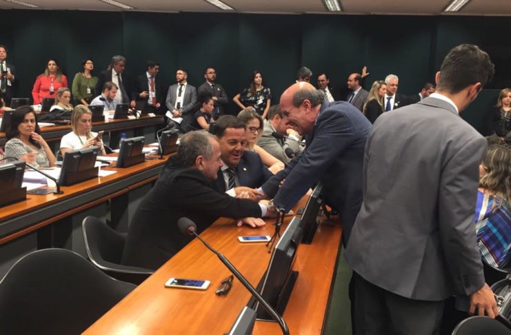 Câmara cria profissão de leiloeiro público