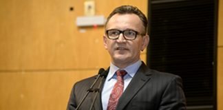 Presidente do TJES diz que apoia ação de deputado contra fechamento de escolas