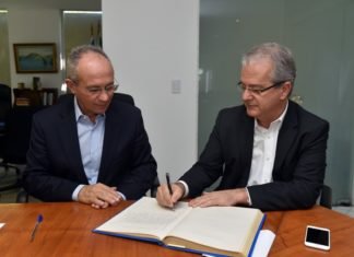 Colnago vice de novo. Zé Carlinhos suplente de senador.