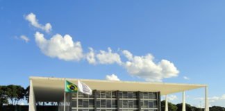 STF gastou R$ 311 milhões em 2017 só com pensão e aposentadorias