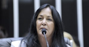 Senadora Rose se filiará ao MDB na próxima terça-feira, às 15 horas