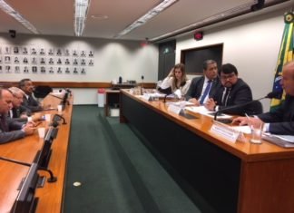 Deputados retardam aumento de pedágio da BR 101