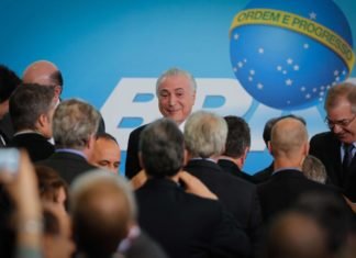 Temer quer candidato contra Lula e Bolsonaro em 2026