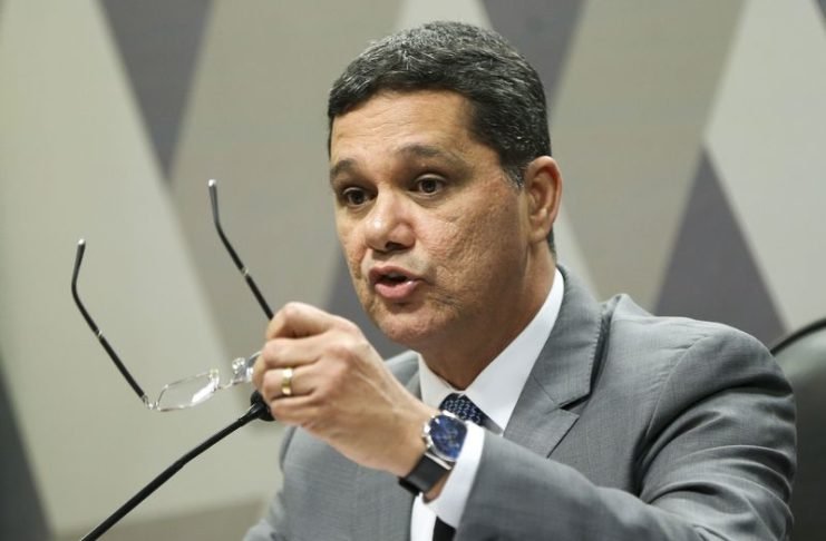 Ferraço diz que foi para o PSDB para apoiar reeleição de Rose