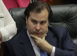 Câmara pode suspender recesso e funcionar em janeiro