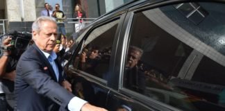 Liberdade para José Dirceu. Desprezo com a nação