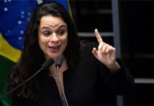 Janaína pede a Bolsonaro que assuma campanha