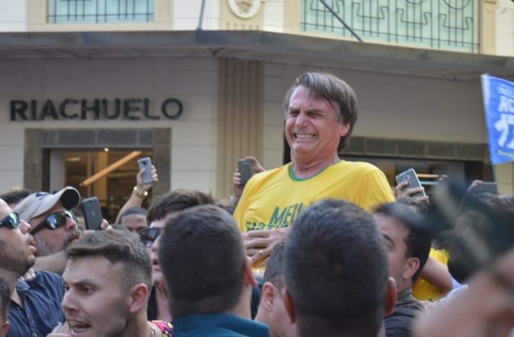 Facada em Bolsonaro pode ter decidido a eleição no 1º turno