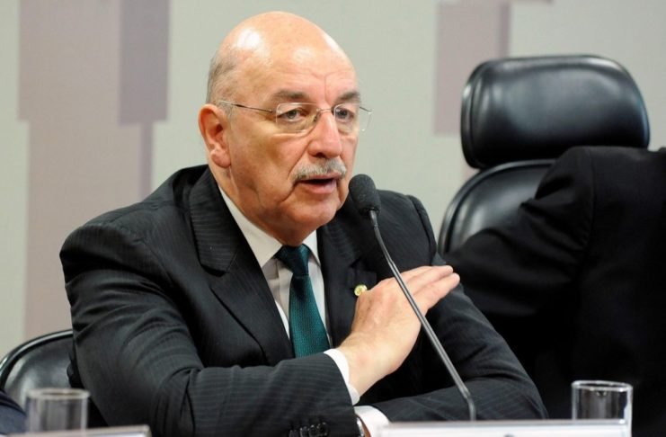 Deputado diz que virús matará no máximo 4 mil no Brasil