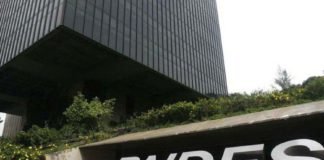 Senador pede a Bolsonaro para abrir caixa preta do BNDES