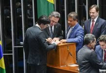 Senador saiu da Papuda para fiscalizar eleição no Senado