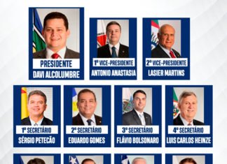 Bancada de senadores ocupa posições estratégicas