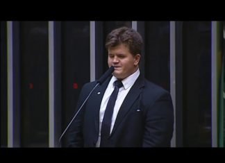 Felipe Rigoni pede democracia dentro dos partidos