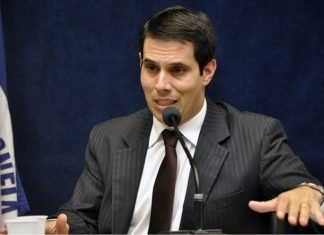 Greve dos caminhoneiros: “A população não pode ser prejudicada”, diz deputado