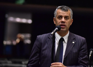 Leucemia matou aos 69 anos filho do fundador da Viação Itapemirim, Camilo Cola.