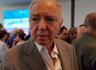 Ex-governador recebe pensão de senador, mas só cumpriu metade do mandato