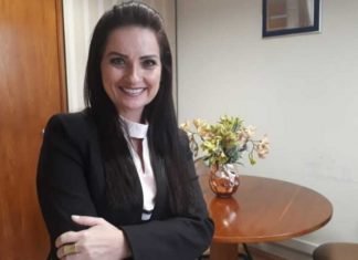 Lauriete diz não sentir falta de Magno Malta