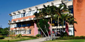 Deputados e senadores vão ao ministro da Educação contra cortes na Ufes e Ifes