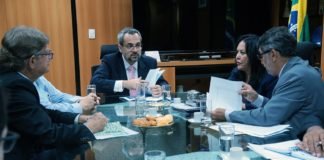 Ex-ministro recebe título de ‘persona non grata’ pela Câmara Legislativa do DF