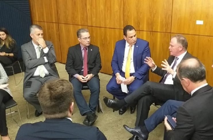 Só PRB, PP e PSB devem eleger 2 federais cada. Da Vitória confirma Senado