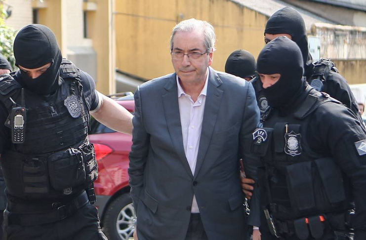 Eduardo Cunha: De ex-poderoso da República a entregador de marmita no presídio