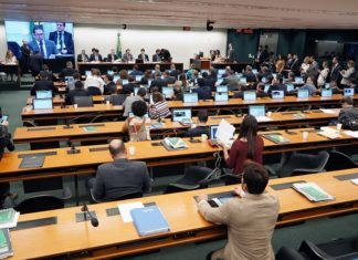 Oito dos dez federais do ES são a favor da Reforma da Previdência