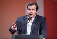 Deputado critica baixa produtividade do presidente da Câmara