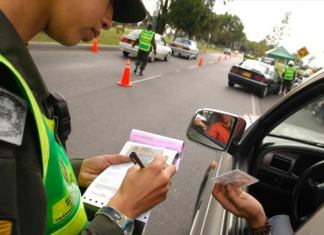 Projeto permite parcelamento de multas de trânsito