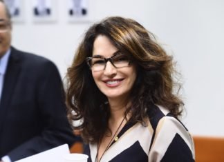 Deputada do DEM tem atuação voltada para idosos e saúde