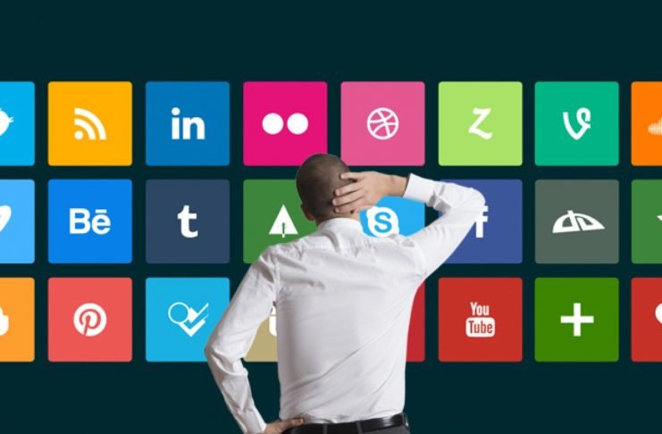 Redes sociais: caminho mais curto para achar emprego